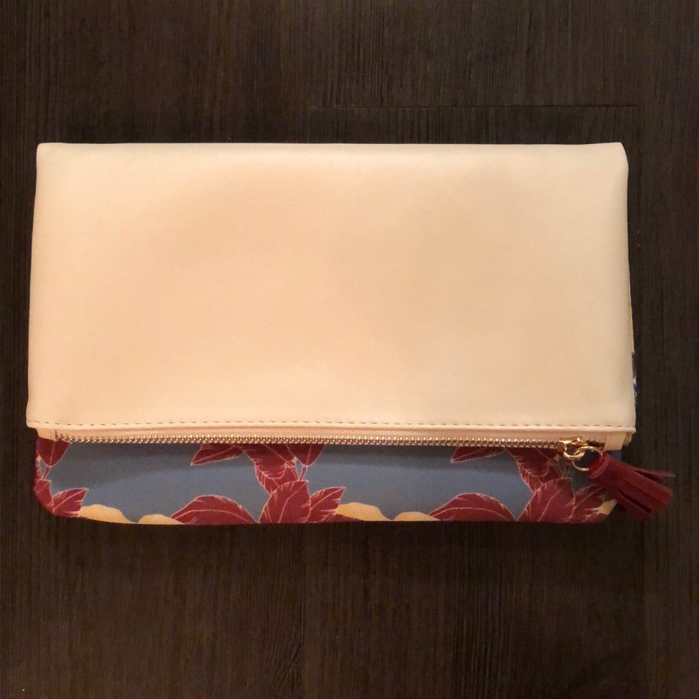 Reversible Cream/Flower Pattern Clutch